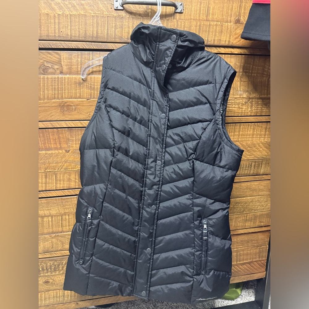Women’s Eddie Bauer long, warm black vest